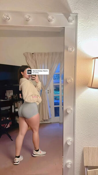 Aayalaaa Foto Nua Vazada OnlyFans 2