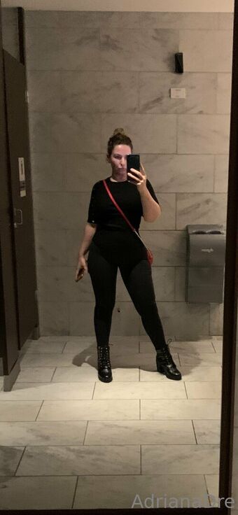 adriana.dre.the.masseuse