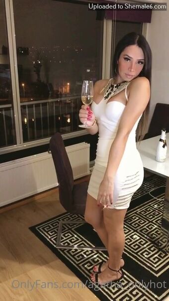 Agatha Onlyhot Foto Nua Vazada OnlyFans 5