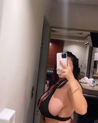 Aileth Foto Nua Vazada OnlyFans 8