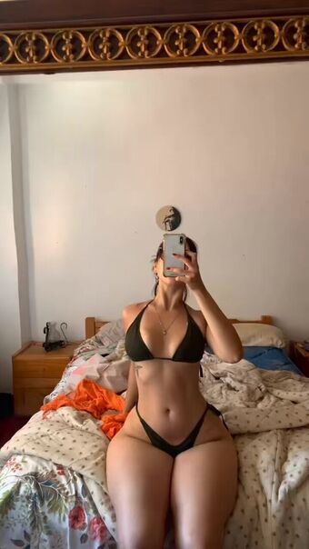 Aili Foto Nua Vazada OnlyFans 13
