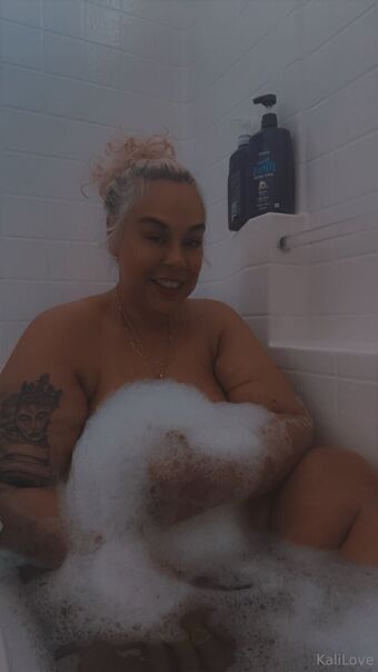 akiliahightower32