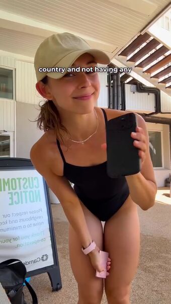 Alexandra Kerr Foto Nua Vazada OnlyFans 32