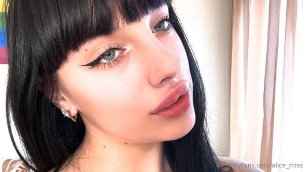 Alice Foto Nua Vazada OnlyFans 18
