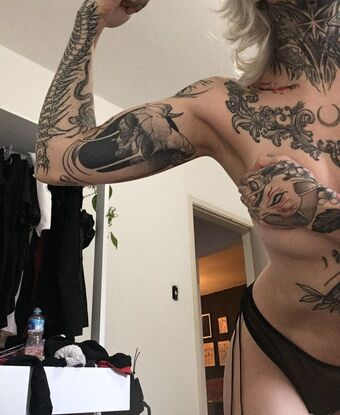 Aline Fox Foto Nua Vazada OnlyFans 17