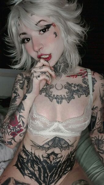 Aline Fox Foto Nua Vazada OnlyFans 19