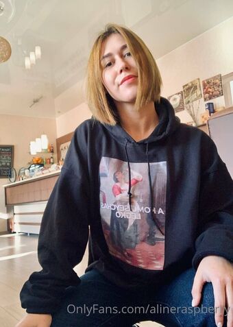 alineraspberry Foto Nua Vazada OnlyFans 2
