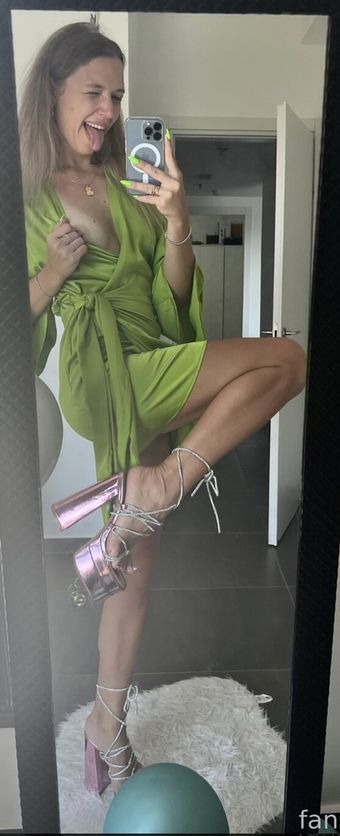 Alinpups Foto Nua Vazada OnlyFans 6
