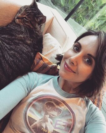 Alison-brie