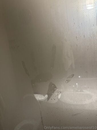 ameliaroseof10 Foto Nua Vazada OnlyFans 5