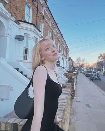 Amybeth McNulty