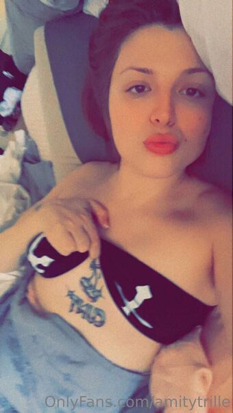 amythrill Foto Nua Vazada OnlyFans 37