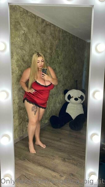 angelica_big_tits_vip