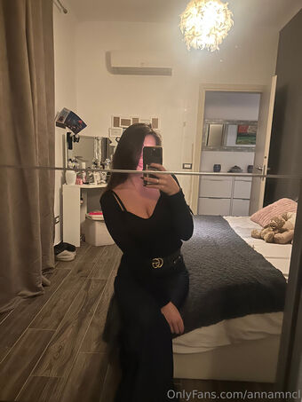 annamncl Foto Nua Vazada OnlyFans 29