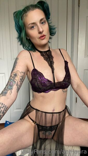 aprilaura Foto Nua Vazada OnlyFans 15