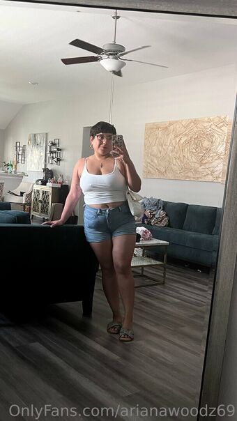 arianawoodz69