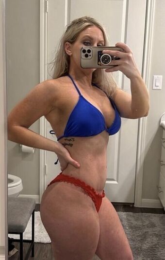 Ashleelyn__ Foto Nua Vazada OnlyFans 15