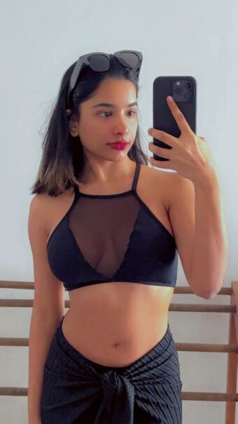 Aurora Sinclair Foto Nua Vazada OnlyFans 59