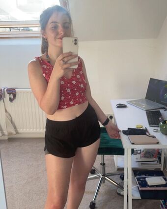 Averytinyleaf Foto Nua Vazada OnlyFans 15