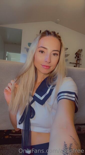 Avesfree Foto Nua Vazada OnlyFans 18