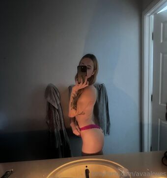 Avesfree Foto Nua Vazada OnlyFans 24