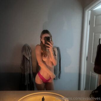 Avesfree Foto Nua Vazada OnlyFans 25