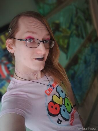 aylaallyson