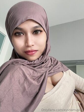 ayshamuslim Foto Nua Vazada OnlyFans 36