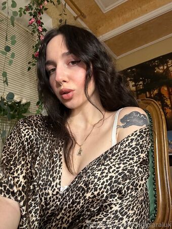 babysaralux