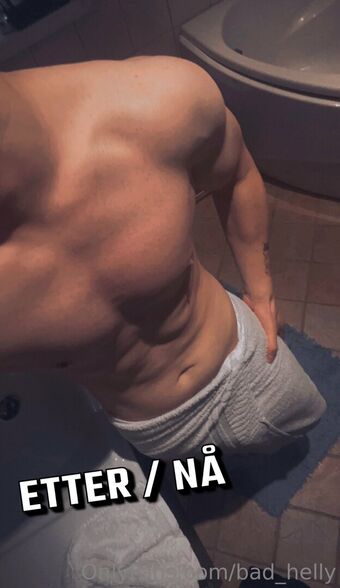 bad_helly Foto Nua Vazada OnlyFans 8