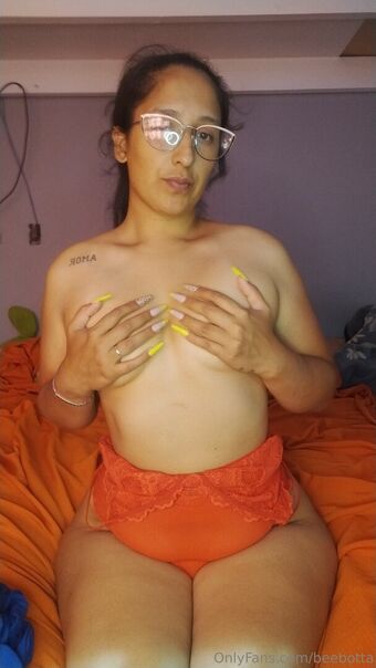 beebotta Foto Nua Vazada OnlyFans 29