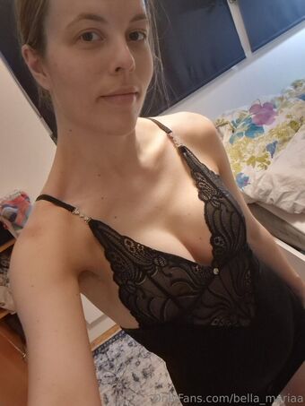 bella_mariaa