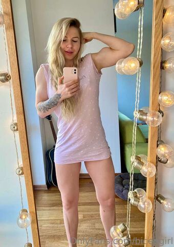 bicepgirl Foto Nua Vazada OnlyFans 35