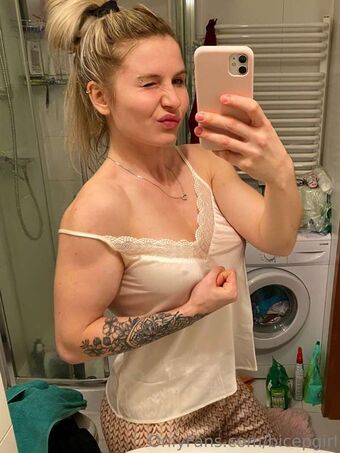 bicepgirl Foto Nua Vazada OnlyFans 36