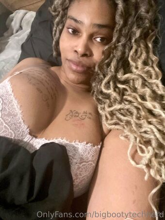 bigbootytechnerd Foto Nua Vazada OnlyFans 20