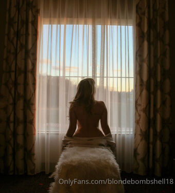 blondebombshell18 Foto Nua Vazada OnlyFans 17