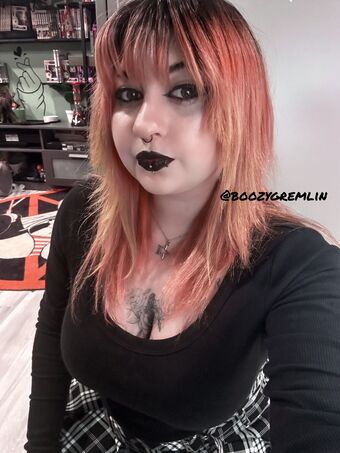 BoozyGremlinx Foto Nua Vazada OnlyFans 37