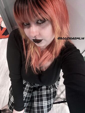 BoozyGremlinx Foto Nua Vazada OnlyFans 40