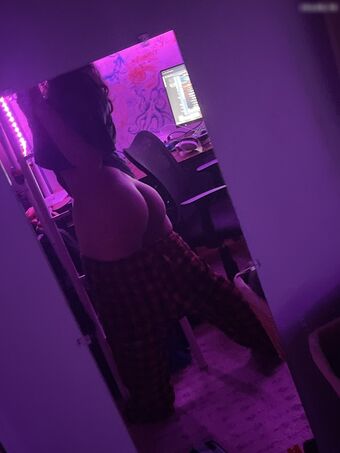 Boywifeluci / Femboy_Lumi / LuvLumie