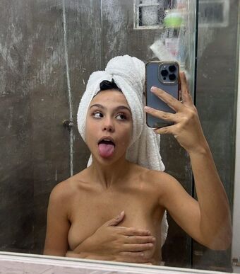 Bruna16 Foto Nua Vazada OnlyFans 10