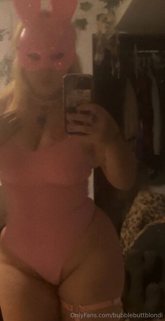 bubblebuttblondi Foto Nua Vazada OnlyFans 6