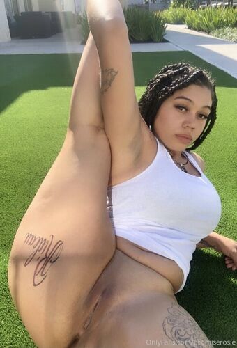 Bunnyrosaa