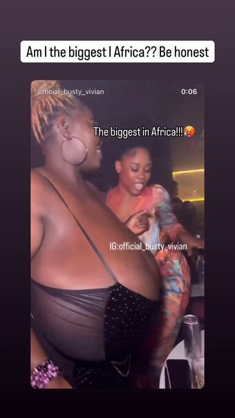 Busty Vivian Foto Nua Vazada OnlyFans 54