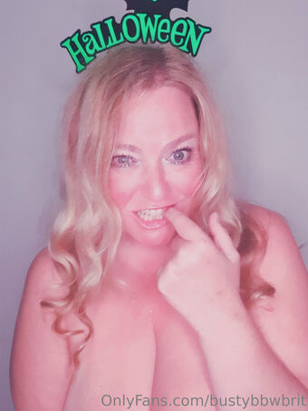 bustybbwbrit