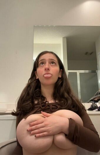 BustyMor N Foto Nua Vazada OnlyFans 55