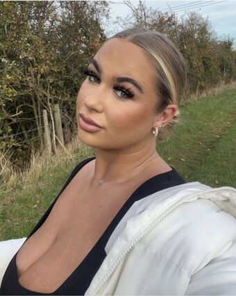 Caitlinn G