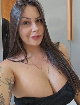 Caroline Almeida Foto Nua Vazada OnlyFans 21