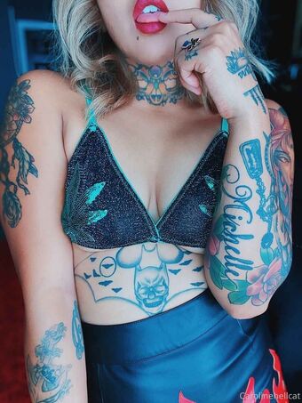 Carolinehellcat Foto Nua Vazada OnlyFans 1