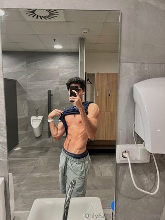 chrishxxxx1 Foto Nua Vazada OnlyFans 1