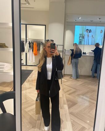 Christiane L Therkelsen